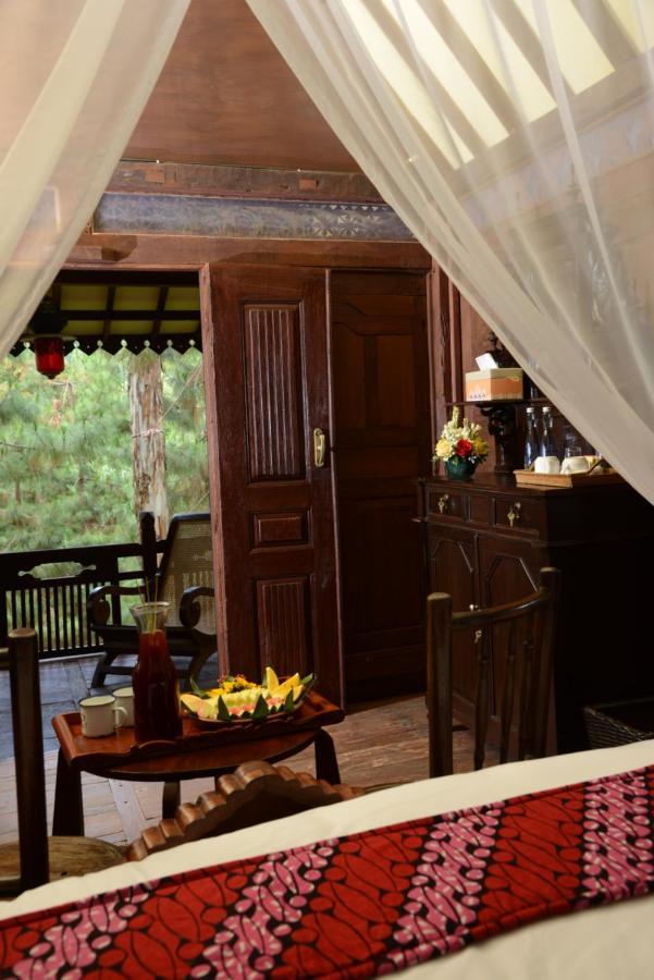 The Lodge Maribaya Bandung Exterior photo